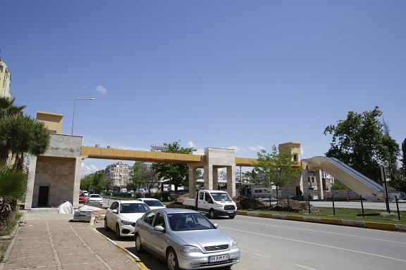 Kızılırmak Caddesi üst geçidinde sona doğru