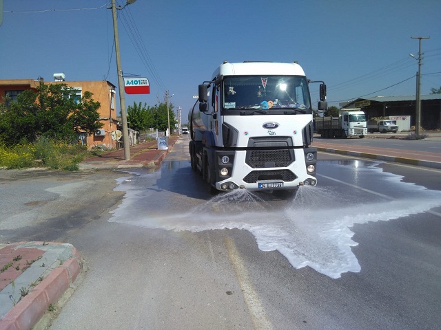Sokağa çıkma yasağında onlar daha temiz bir Kepez için çalıştı