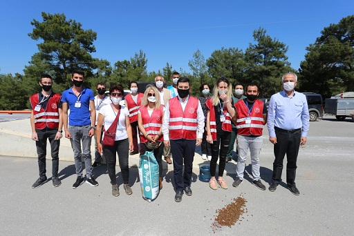Tütüncü, sokak hayvanlarını unutmadı