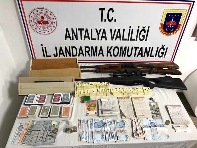 Antalya’da kumar baskınına 160 bin TL para cezası