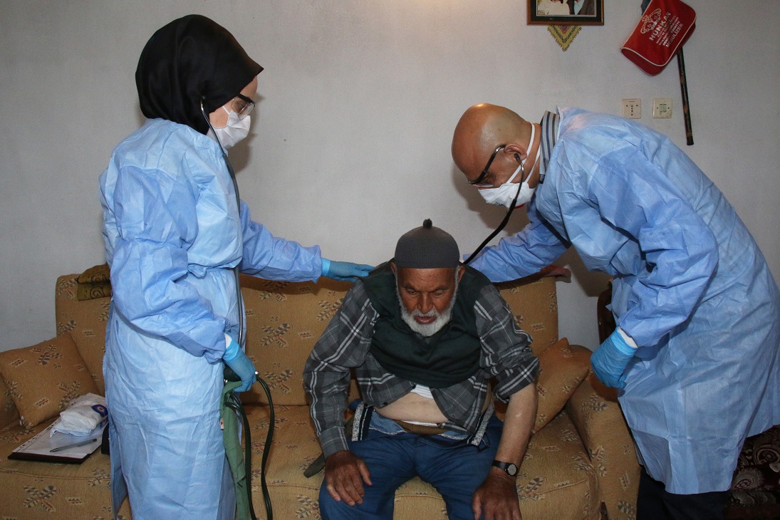 Büyükşehir salgın döneminde şifa dağıttı