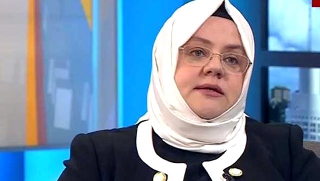 Bakan Selçuk: Kısa çalışma ödeneği devam etmeyecek