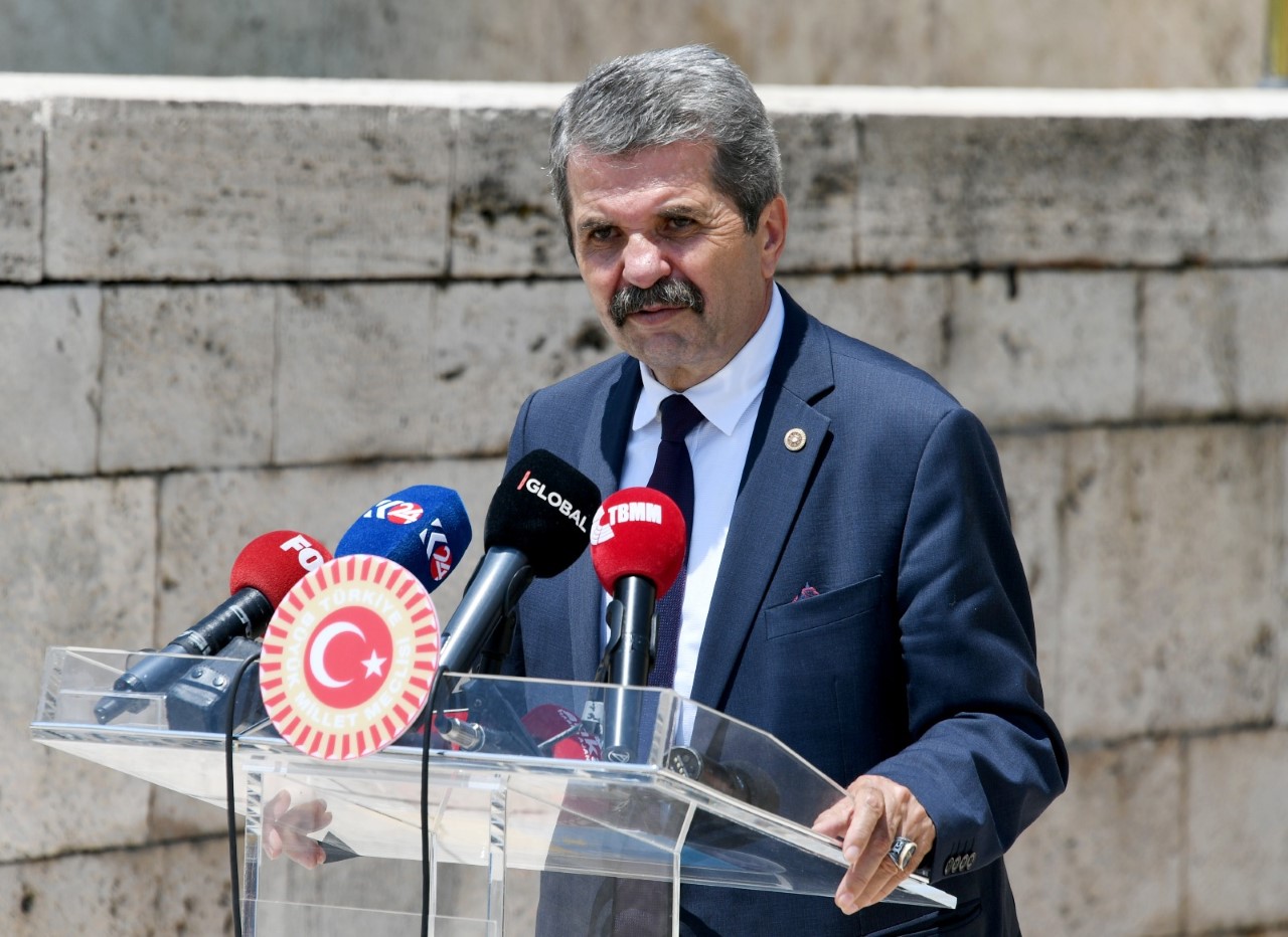 İYİ Parti Antalya Milletvekili Feridun BAHŞİ, Tarım Orman Bakanı’na sordu?