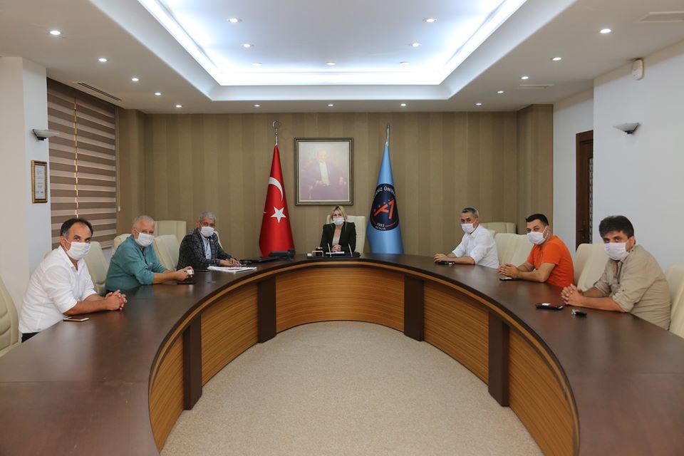 AGC’DEN REKTÖR ÖZKAN’A ZİYARET…