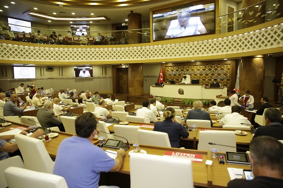 Büyükşehir Kültür Salonu’nun adı “Yıldız Kenter Sahnesi” olarak değişti