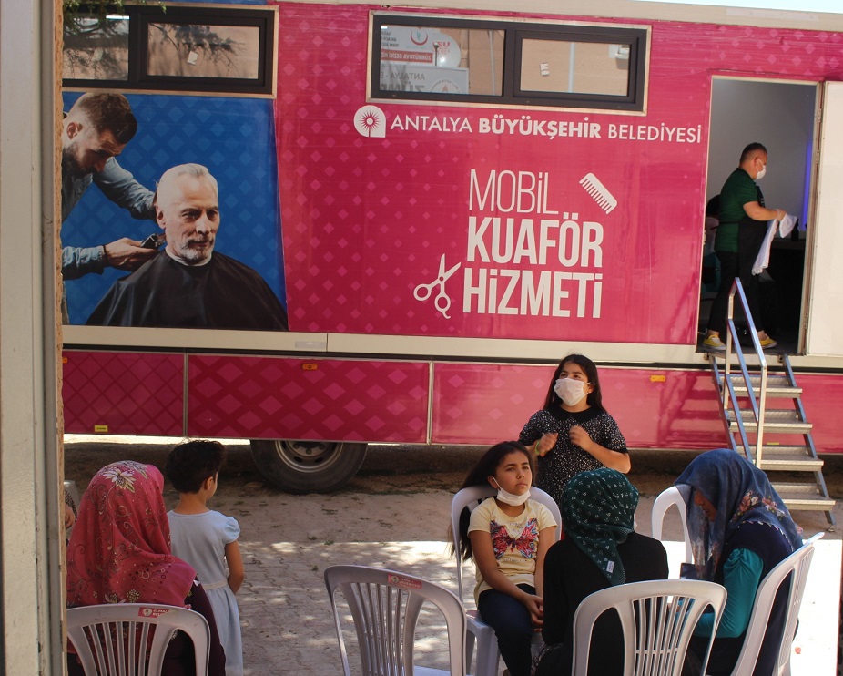 Mobil Kuaför Tırı Elmalı’da