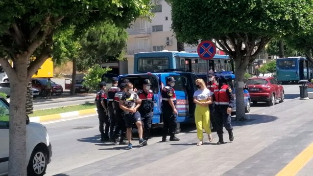 Antalya’da dört ayrı operasyonda 1 milyon liralık uyuşturucu ele geçirildi: 8 tutuklama