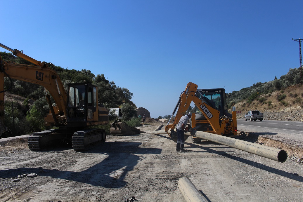 ASAT’tan Manavgat’ta içme suyu hattı çalışması
