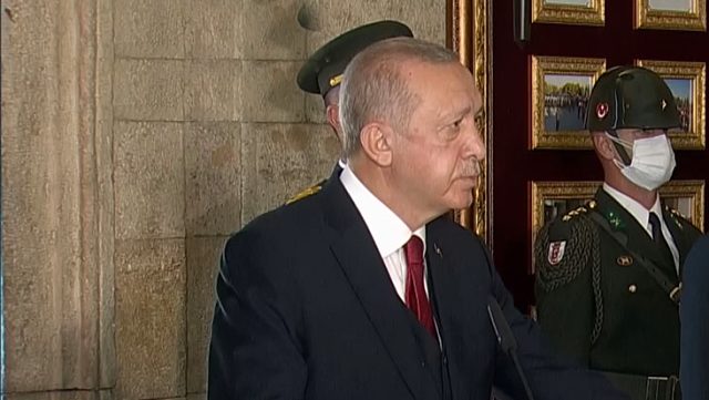 Cumhurbaşkanı Erdoğan’dan Anıtkabir ziyareti sonrası Doğu Akdeniz mesajı