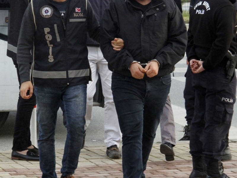Yabancı Uyruklu Şahıslara Sahte İkamet Belgesi Düzenleyen 2 Kişi Yakalandı