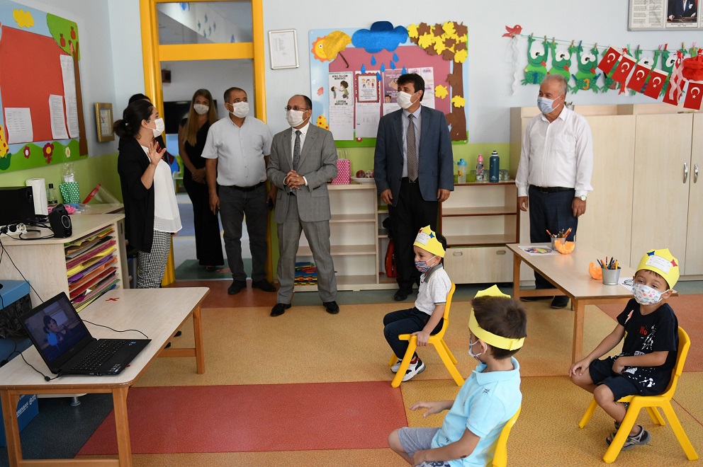 EĞİTİM ZİLİ MİNİKLER İÇİN ÇALDI