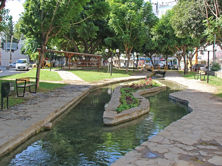 Yenilenen Büklüdere Parkı nefes aldırıyor
