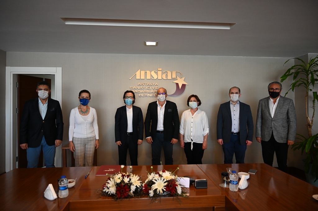 ANSİAD ve MAKÜ İş Birliği Protokolüne İmza Attı