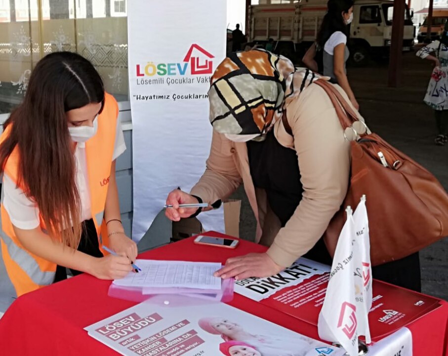 LÖSEV hedefini üçe katladı