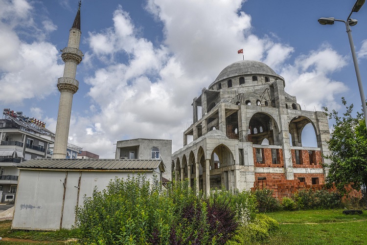 Protokol yoluna Mimar Sinan eseri