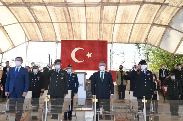VALİ YAZICI, GAZİ P. UZM. ÇVŞ. AHMET VARLI İÇİN DÜZENLENEN TÖRENE KATILDI