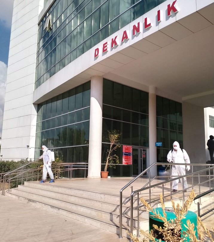 Büyükşehir EKPSS öncesi okulları dezenfekte etti