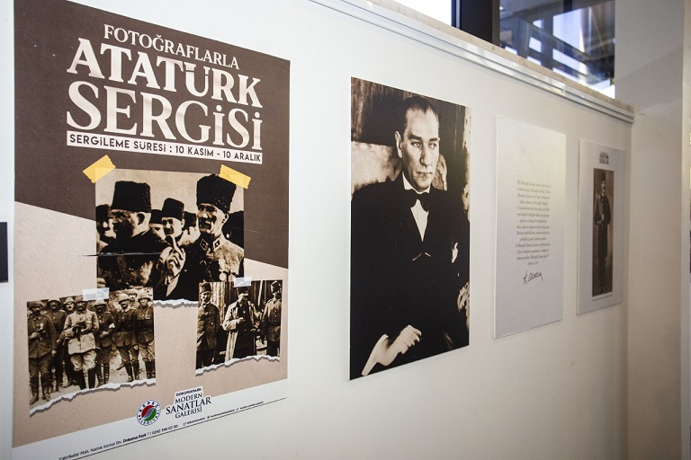 Fotoğraflarla Atatürk Sergisi Kepez’de