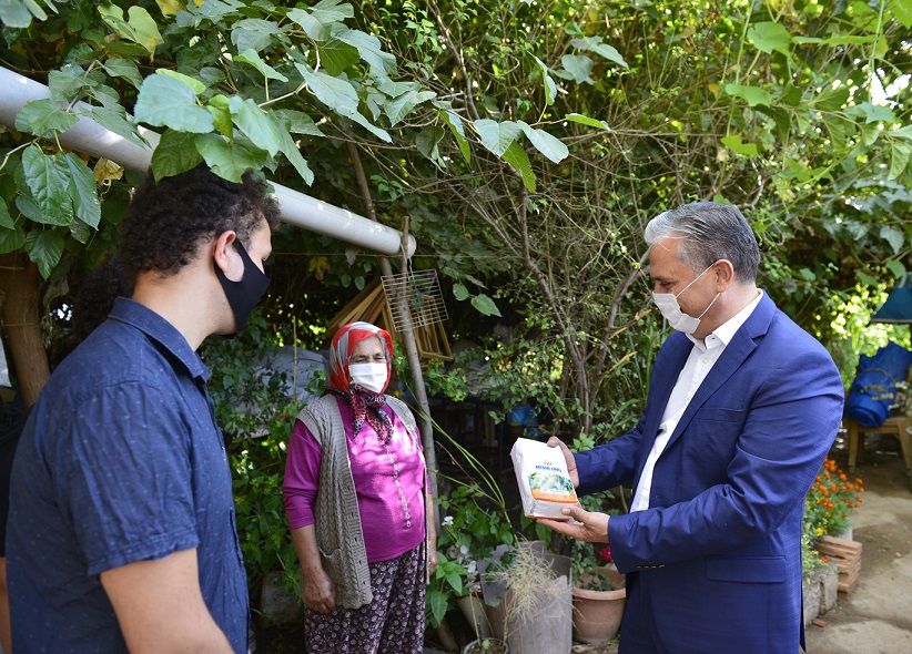 Muratpaşa hem üretiyor hem paylaşıyor