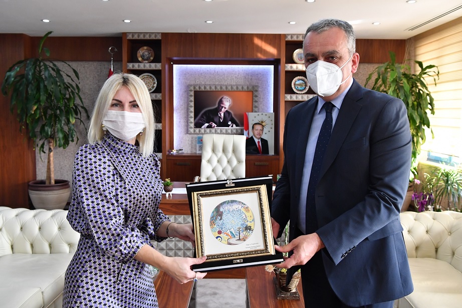 Başkan Esen’den Rektör Özkan’a ziyaret