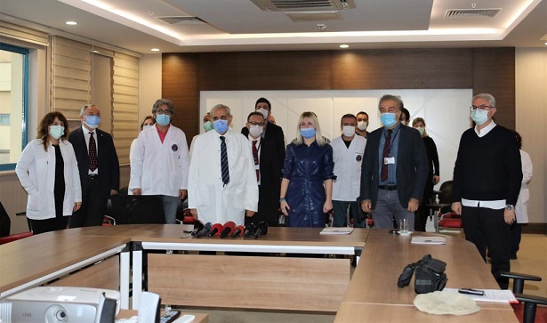 Rektör Özkan’dan Yeni Yılda Akciğer ve Bağırsak Nakli Müjdesi