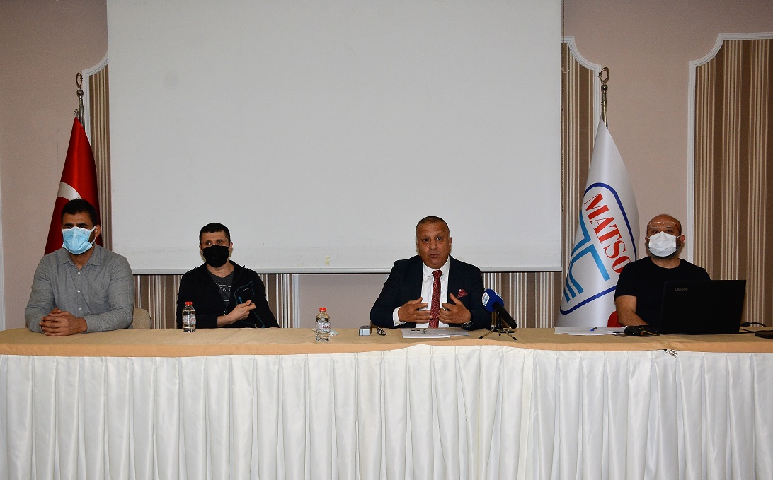 Tarihi yolun geçtiği mahalle muhtarları ile toplantı gerçekleştirildi