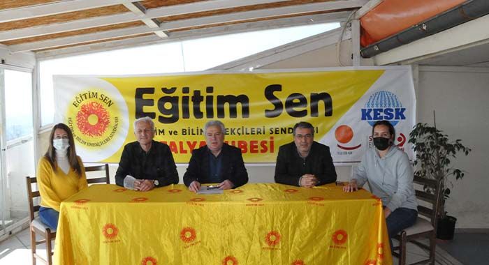 Aksu İlçe Milli Eğitim Müdürü Hoplar, Hakaret Ve Sinkaflı Sözden Adli Cezaya Çarptırıldı