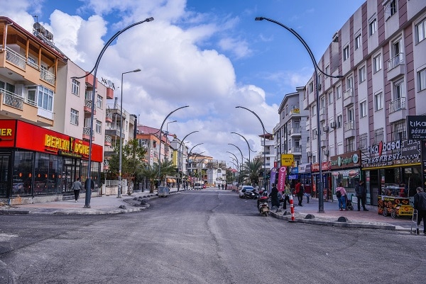Kafeler Caddesi çok güzel oluyor