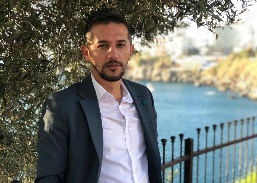 Aytar: Sosyal medya bağımlısı olabilirsiniz!