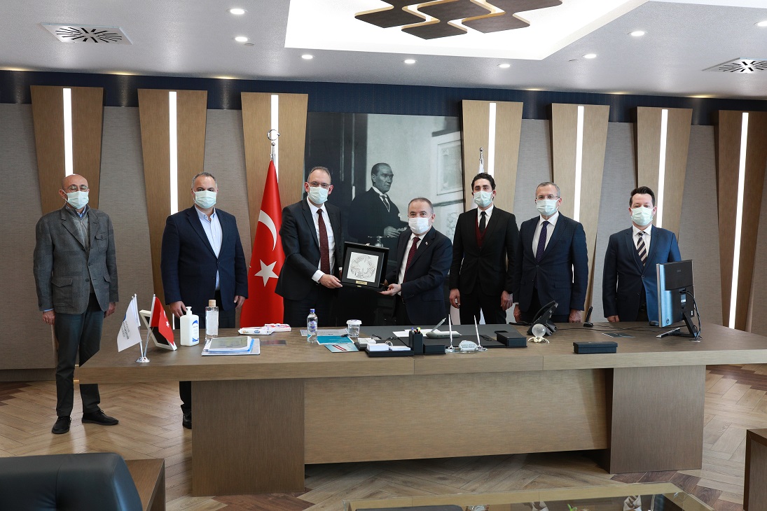 Antalya kent mobilyası kimliği oluşturulacak