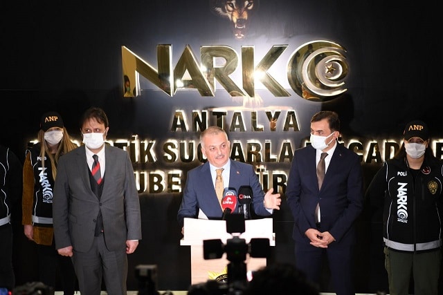 Mavi Bayrak, Uyuşturucu Operasyonu Gerçekleştirildi