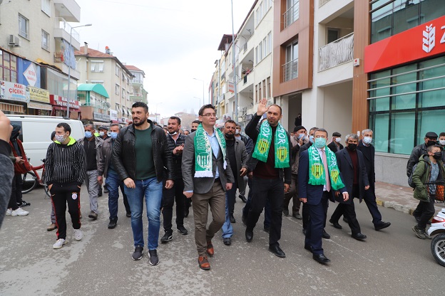 Ali Gürbüz Baba Ocağında Kispet Giyecek