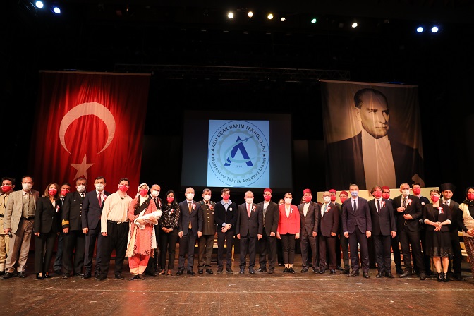 İstiklal Marşı’nın kabulünün 100. yılı AKM’de törenle kutlandı