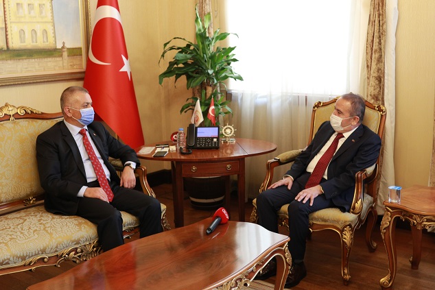Başkan Böcek’ten Vali Yazıcı’ya ziyaret
