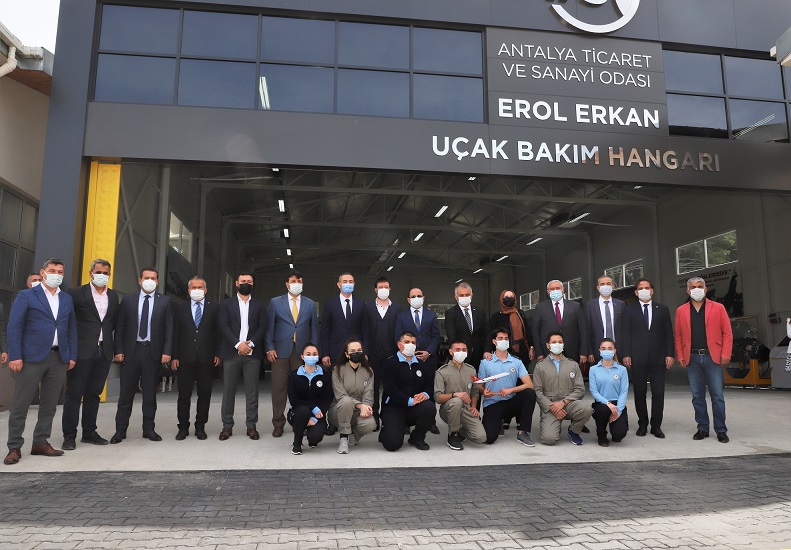 Aksu Uçak Okuluna, Uçak Bakım Hangarı