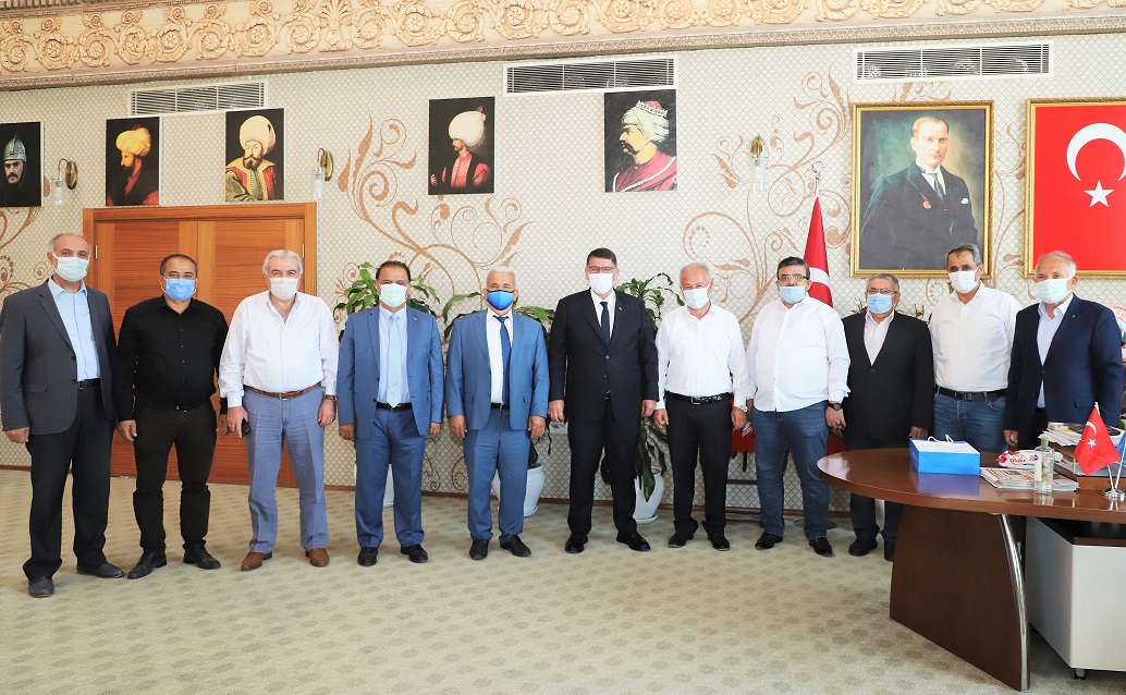 AESOB Başkanı Adlıhan Dere’den Başkan Şahin’ E Teşekkür