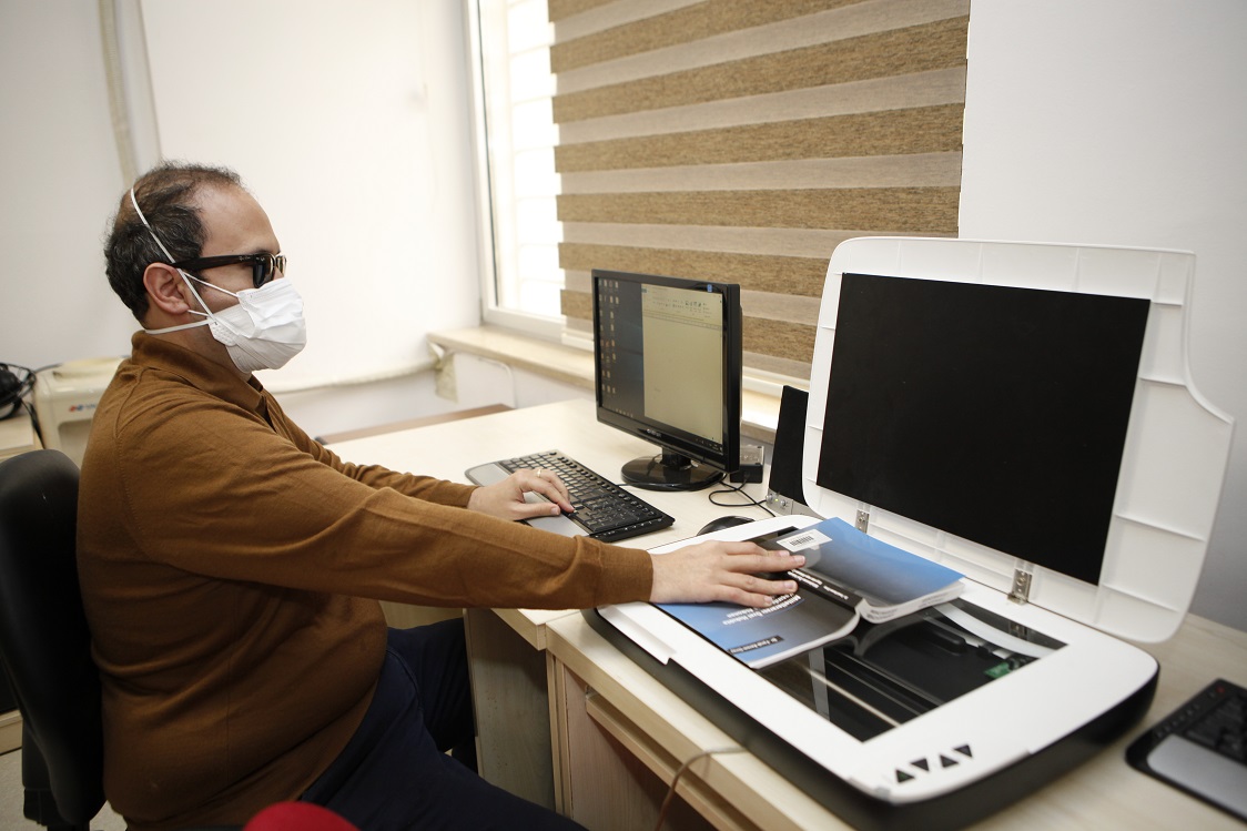 Elektronik Kütüphane Projesi görme engelli öğrencilere umut ışığı oldu