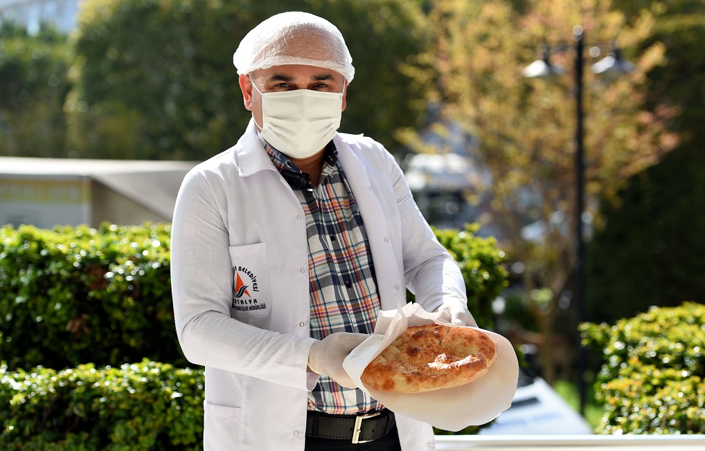 Esnaf da mutlu Muratpaşalılar da