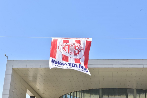 Tütüncü ailesi final heyecanına hazır