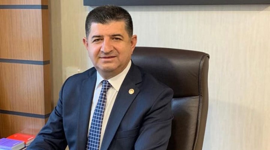 CHP’li Cavit Arı’dan Çifte Kutlama Mesajı