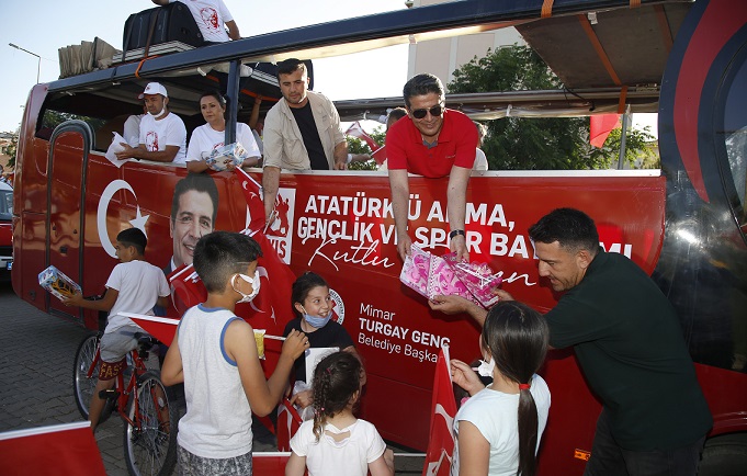 Döşemealtı’nda Coşkulu 19 Mayıs Kutlaması