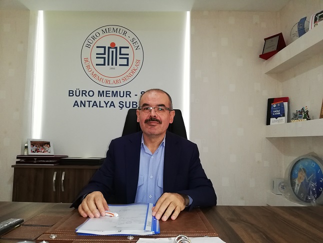 Memur-Sen: Fazla Mesai Ücret Talebi