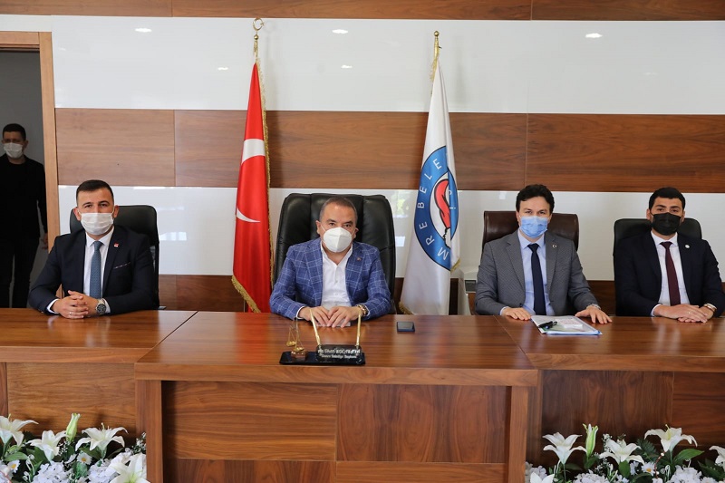 Başkan Böcek Demre’de