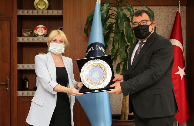 TÜBİTAK Başkanı Prof. Dr. Hasan Mandal, Akdeniz Üniversitesini ziyaret etti