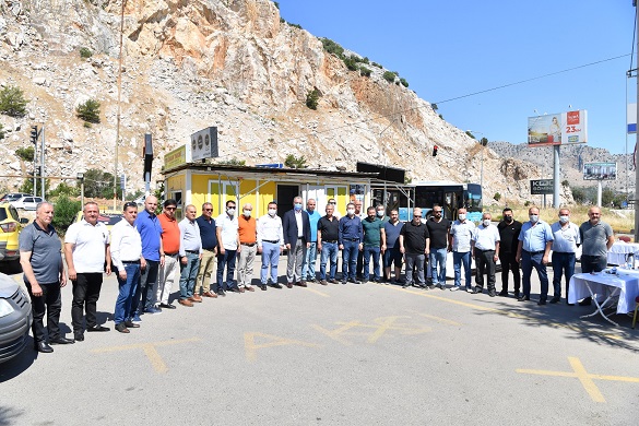 Konyaaltı’nda taksi durakları yenileniyor