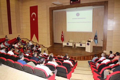 Akdeniz Üniversitesi Bilimsel Araştırma Projeleri Bilgilendirme Toplantısı yapıldı