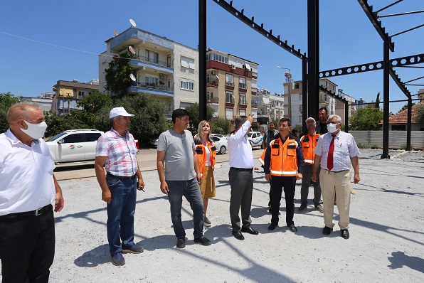 Kepez’e 12 yeni pazar