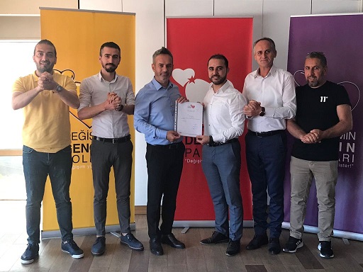 TDP Kepez’e sigortacı başkan
