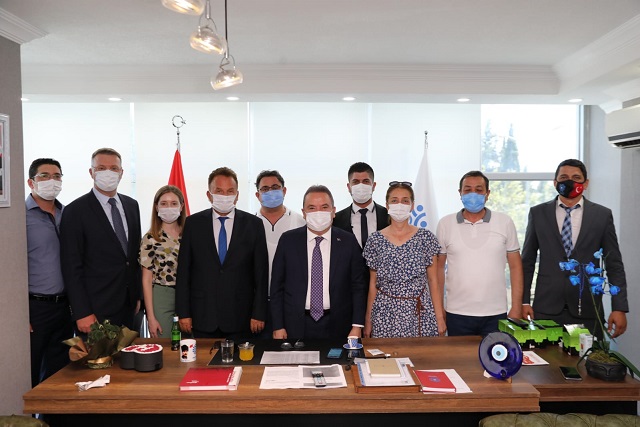 Başkan Böcek Memleket Partisi, İYİ Parti ve DSP’yi ziyaret etti
