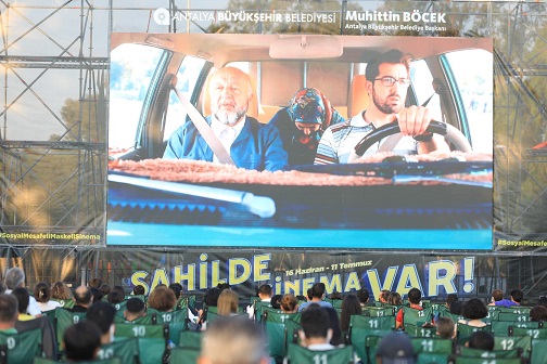‘Sahilde Sinema Var’ devam ediyor